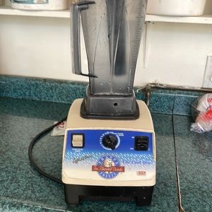 Vita mix, Corp. household, commercial food, preparing machine. Two-Speed